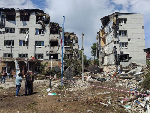 Zerstörte Berufsschule in Starobilsk