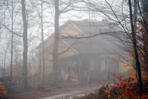 Haus im Nebel